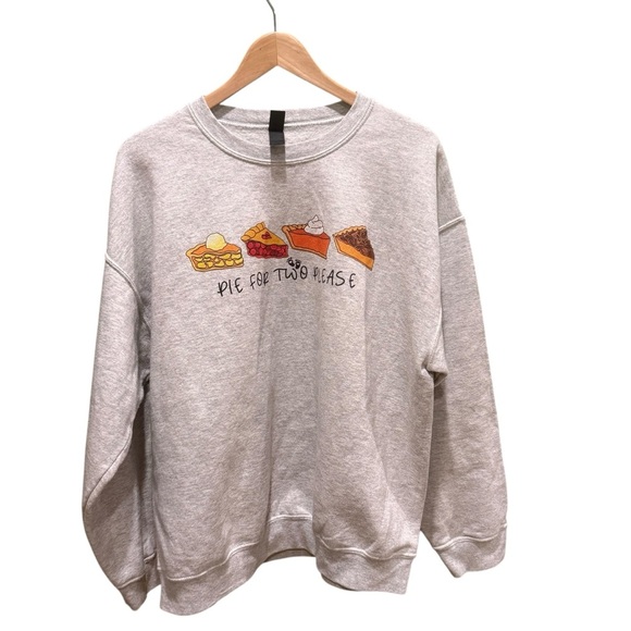 Pie for Two Please Sweatshirt XL Women’s Thanksgiving Pregnancy Announcement - Picture 5 of 10